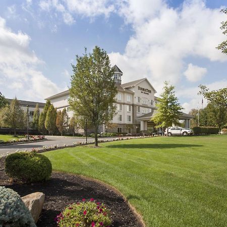 Doubletree By Hilton Nanuet Hotel Екстериор снимка