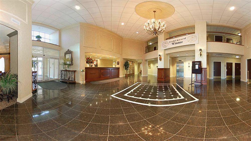Doubletree By Hilton Nanuet Hotel Екстериор снимка