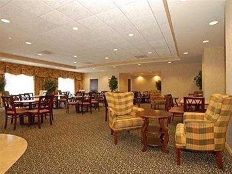 Doubletree By Hilton Nanuet Hotel Екстериор снимка